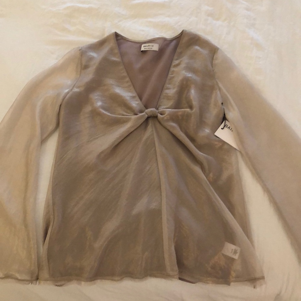 Bailey 44 Gold Top